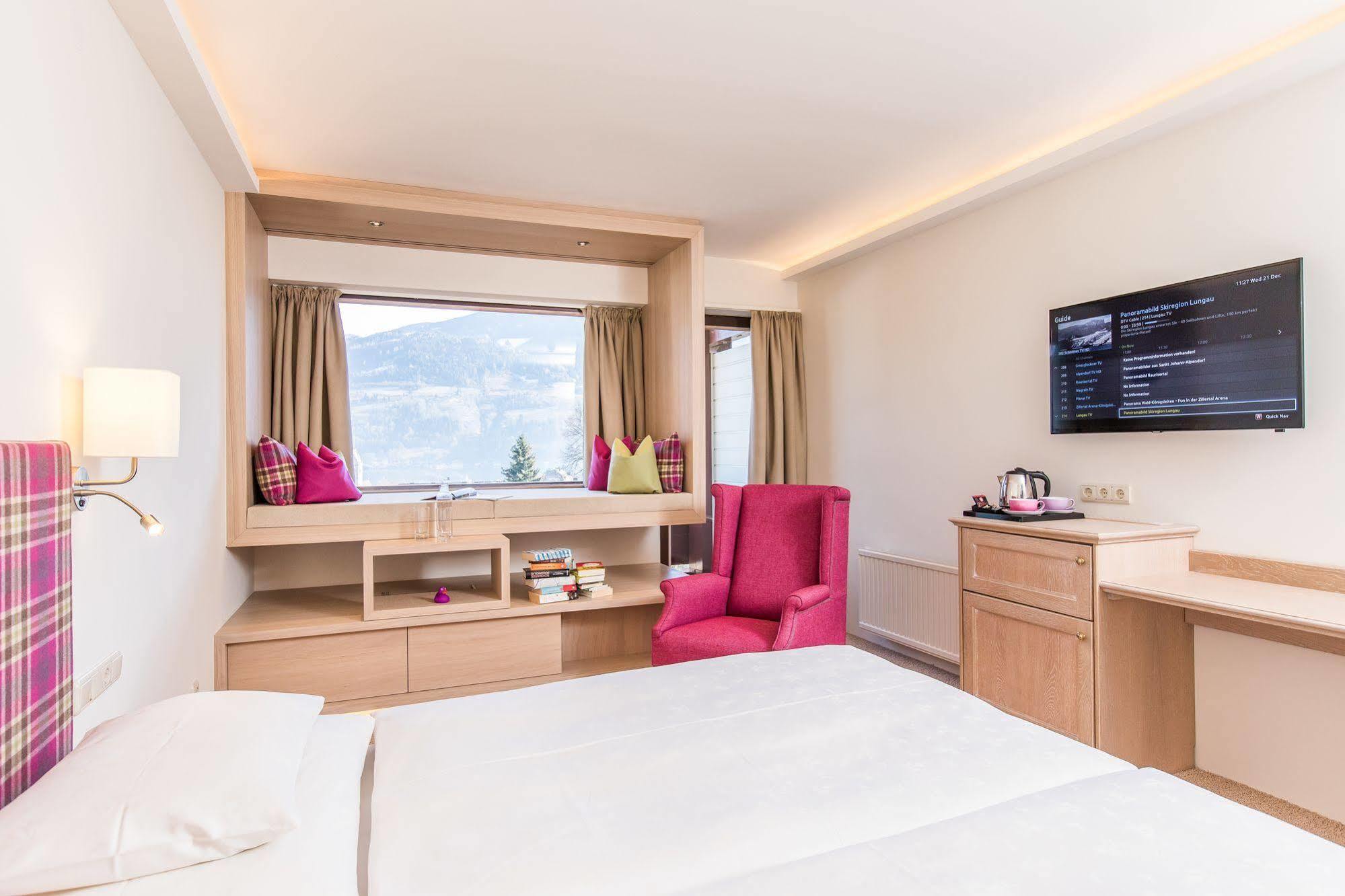 Alpin- Das Sporthotel, Summercard Included May - September Цел ам Зее Екстериор снимка