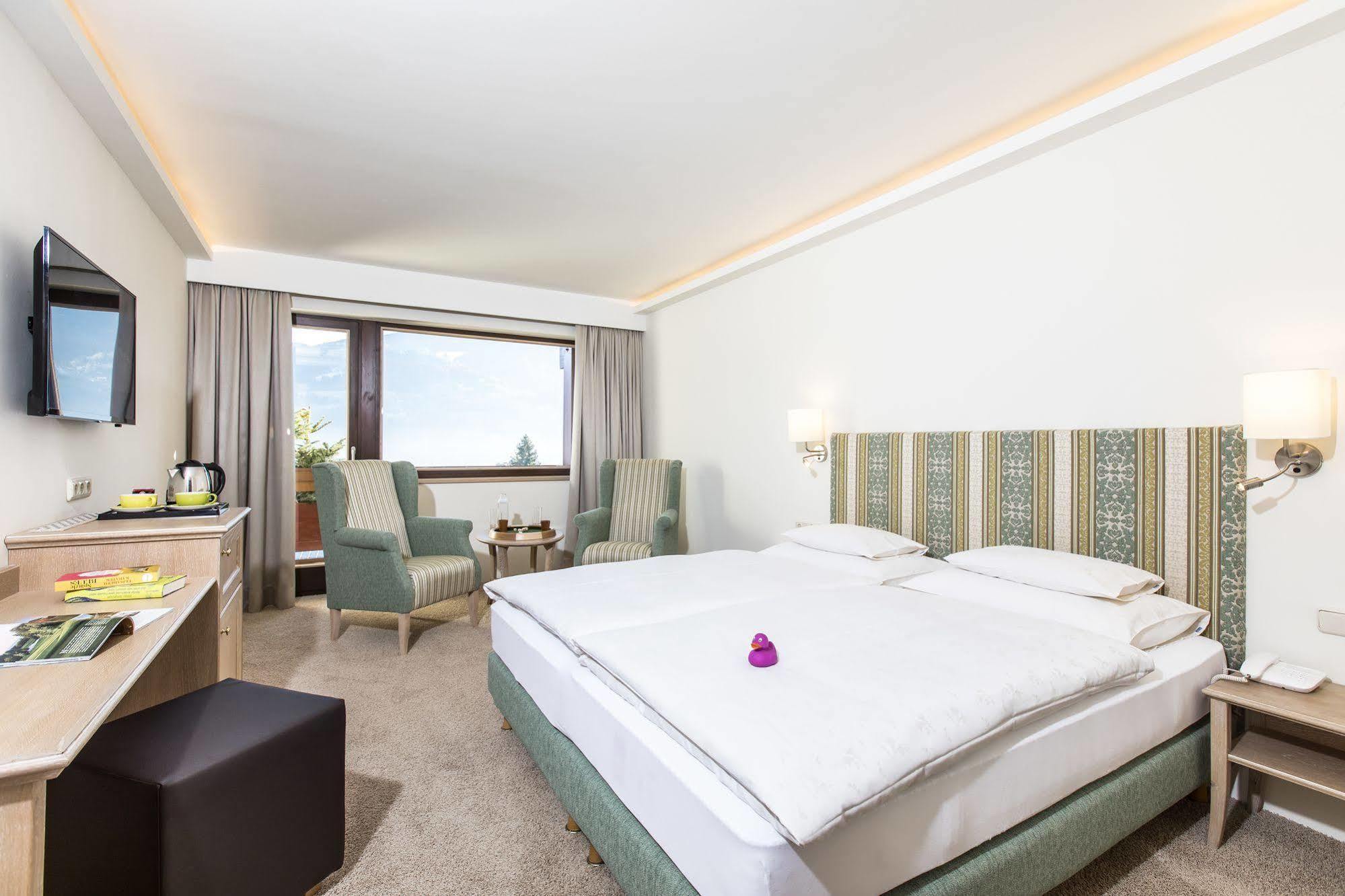 Alpin- Das Sporthotel, Summercard Included May - September Цел ам Зее Екстериор снимка